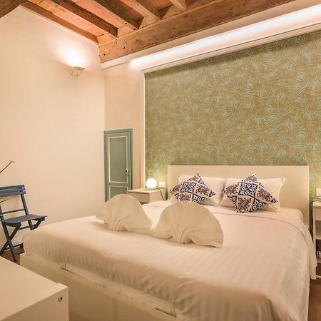 Oltrarno Suite In Firenze Bagian luar foto